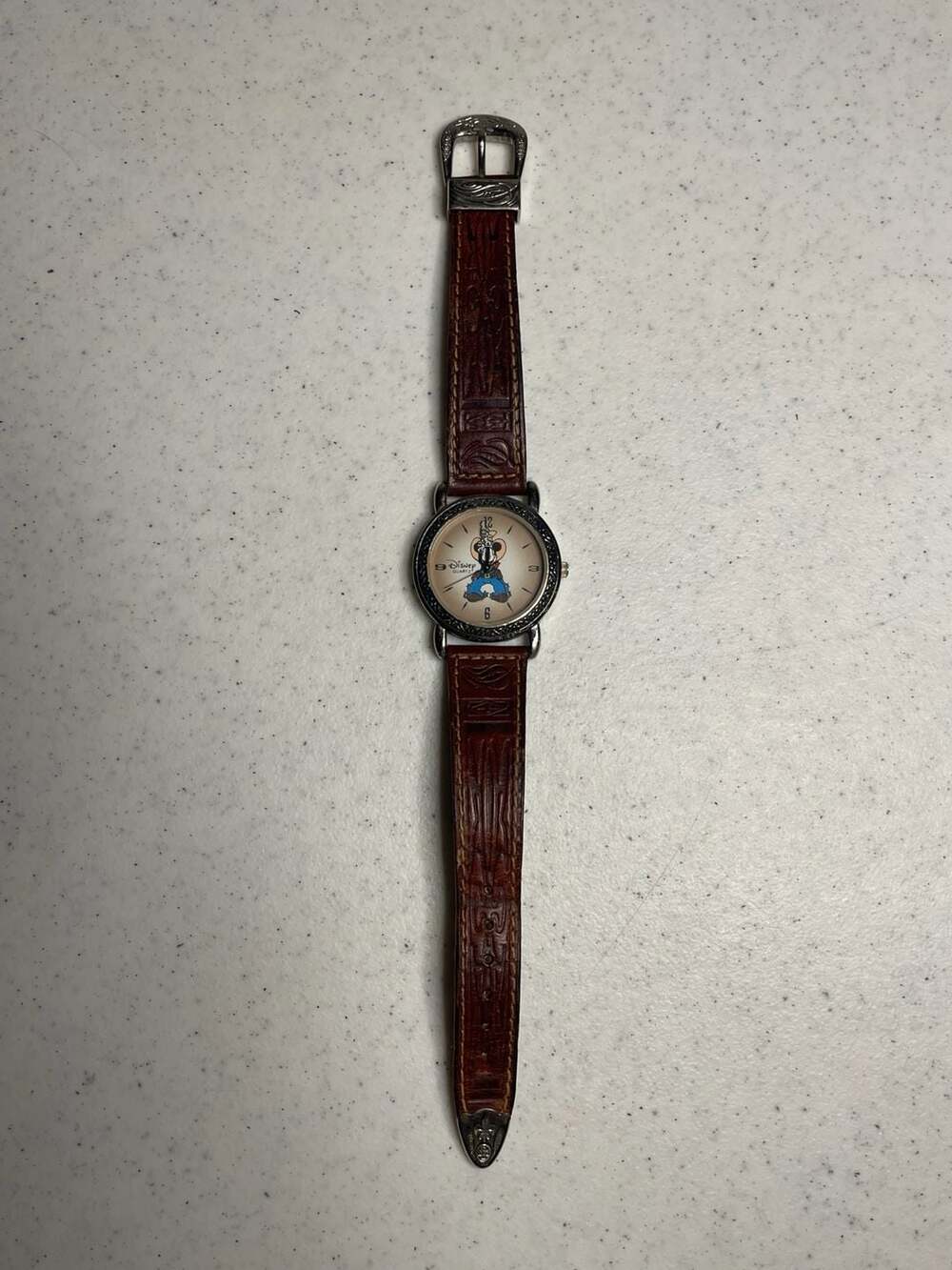 Vintage Disney Time Works Cowboy Mickey Mouse Western Watch w Leather Strap - Picture 2 of 7